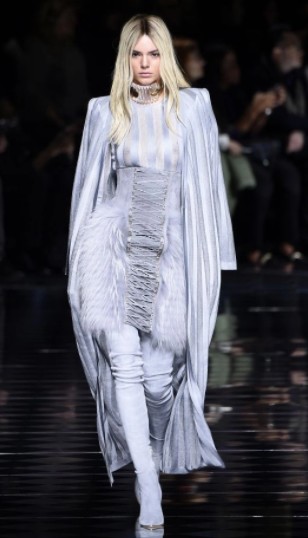 mannequin.jpg